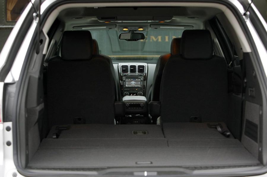 GMC Acadia Denali 2011 года  (фото 7 из 53)